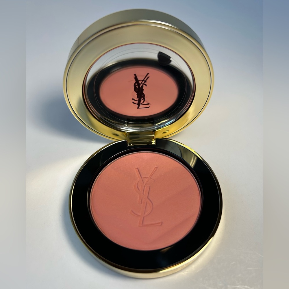 NWT🌷#06 - YSL Make Me Blush 24H Buildable Blurring Powder Blush in “Rose Haze”